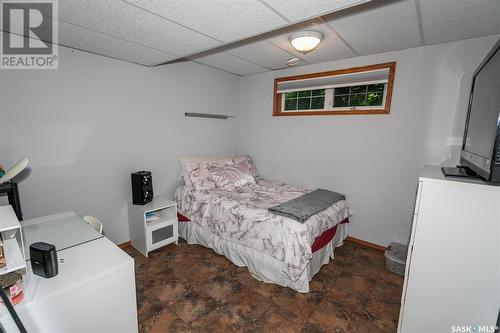 730 Manitoba Avenue, Kerrobert, SK - Indoor Photo Showing Bedroom