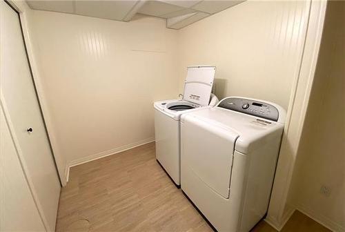 527 Duncan Crescent, Swan River, MB - Indoor Photo Showing Laundry Room