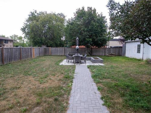 201 Ross Street, Thunder Bay, ON - Outdoor With Backyard