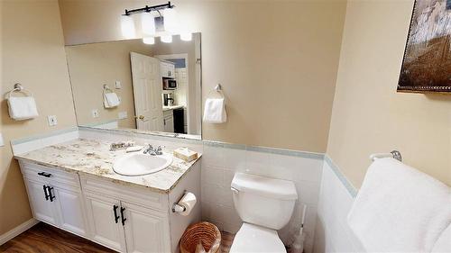 104 K - 100 Bighorn Boulevard, Radium Hot Springs, BC - Indoor Photo Showing Bathroom