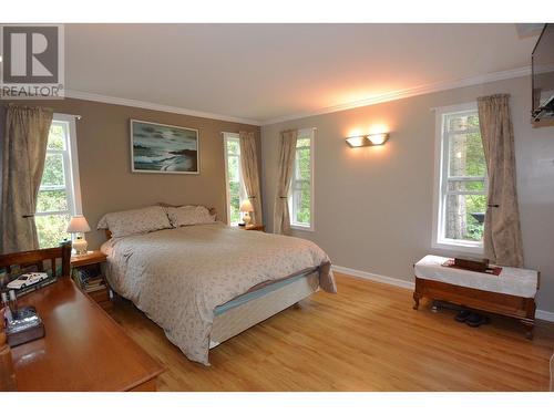 12579 Alder Road, Smithers, BC - Indoor Photo Showing Bedroom