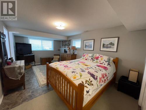 11710 Quail Ridge Place, Osoyoos, BC - Indoor Photo Showing Bedroom