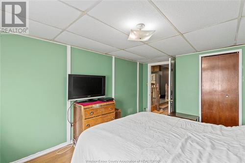 101 Brooks, Lakeshore, ON - Indoor Photo Showing Bedroom