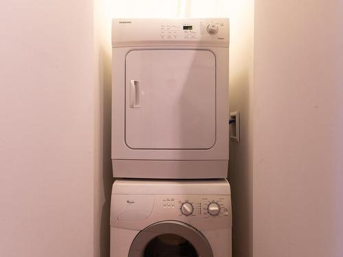 Laundry room - 608-888 Rue Wellington, Montréal (Ville-Marie), QC - Indoor Photo Showing Laundry Room