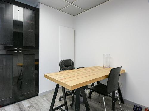 Bureau - 200-480 Rue St-Charles O., Longueuil (Le Vieux-Longueuil), QC - Indoor Photo Showing Dining Room