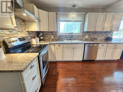 308 Millet Street, Yellow Grass, SK - Indoor Photo Showing Kitchen With Upgraded Kitchen