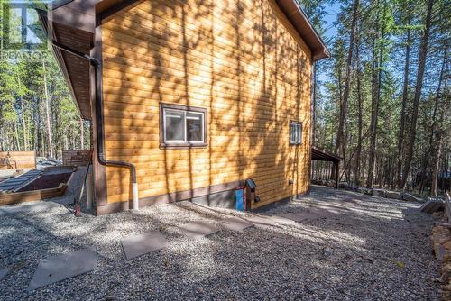 6392 Osprey  View Landing, Wardner, BC - Outdoor