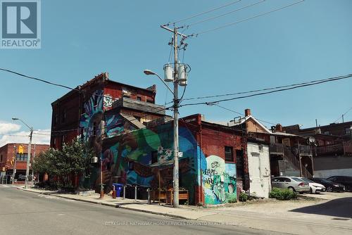 1613 Dundas Street W, Toronto (Little Portugal), ON 