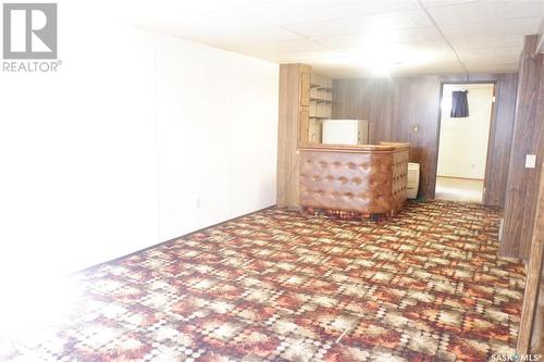 507 4Th Avenue W, Assiniboia, SK - Indoor Photo Showing Other Room
