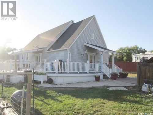 158 Municipal Road, Coronach, SK - Outdoor With Deck Patio Veranda