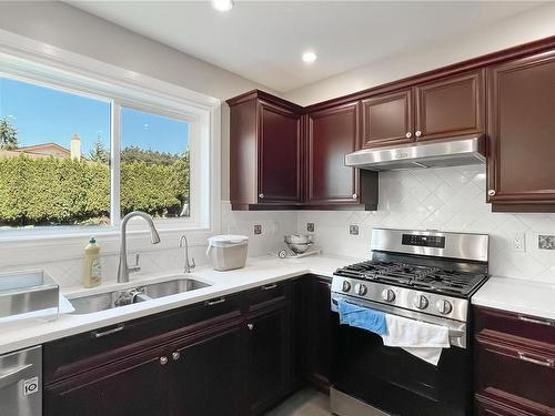 1016 Adeline Pl, Saanich, BC - Indoor Photo Showing Kitchen With Double Sink