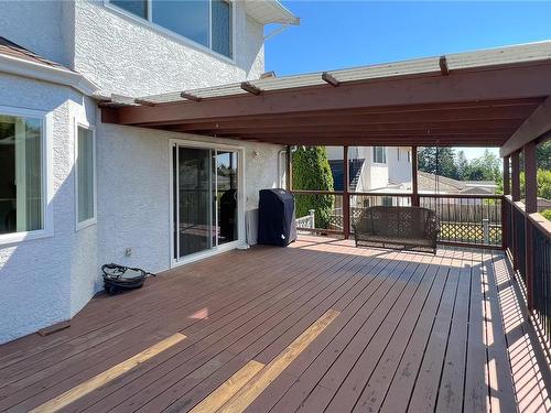 1016 Adeline Pl, Saanich, BC - Outdoor With Deck Patio Veranda With Exterior