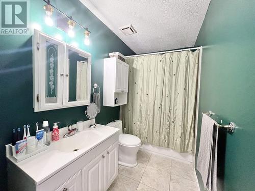 576 Pillsbury Avenue, Prince Rupert, BC - Indoor Photo Showing Bathroom
