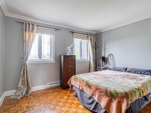Chambre Ã  coucher principale - 1050 Rue De Neuville, Repentigny (Repentigny), QC - Indoor Photo Showing Bedroom