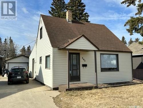 365 7Th Avenue W, Melville, SK - Outdoor
