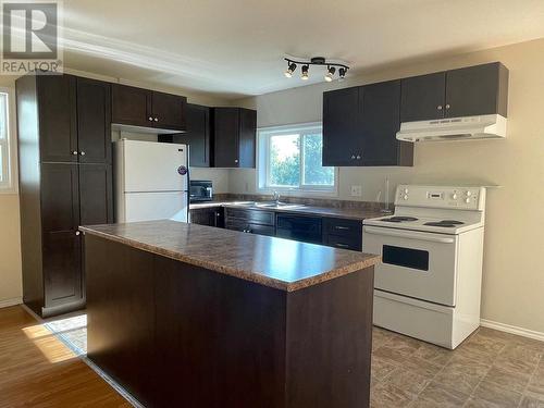 5307 Airport Drive, Fort Nelson, BC - Indoor Photo Showing Kitchen