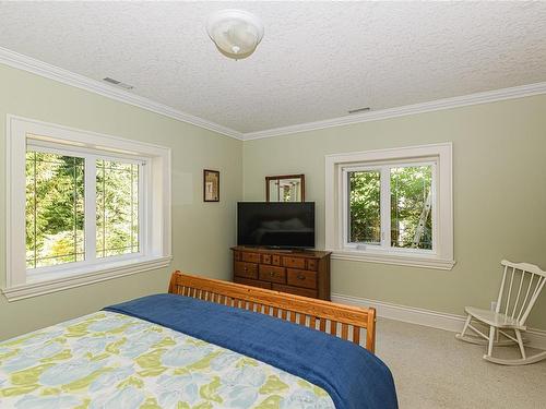 720 Long Harbour Rd, Salt Spring, BC - Indoor Photo Showing Bedroom