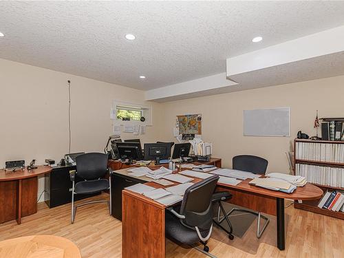 720 Long Harbour Rd, Salt Spring, BC - Indoor Photo Showing Office