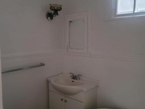 Salle de bains - 3463 Rue Dorion, Montréal (Le Plateau-Mont-Royal), QC - Indoor Photo Showing Bathroom