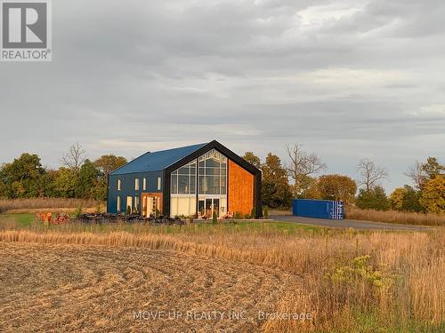 2404 County Rd 1 Rd, Prince Edward County, ON 