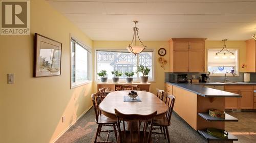 5517 Butler Street, Summerland, BC - Indoor Photo Showing Dining Room