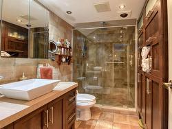 Ensuite bathroom - 