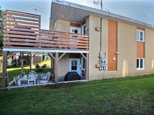 Balcony - 12 Rue Larouche, Clermont, QC - Outdoor With Exterior