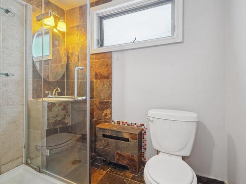 Bathroom - 1-3080 Av. Linton, Montréal (Côte-Des-Neiges/Notre-Dame-De-Grâce), QC - Indoor Photo Showing Bathroom