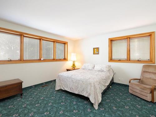 Chambre Ã Â coucher - 13495 Rue Huntington, Montréal (Pierrefonds-Roxboro), QC - Indoor Photo Showing Bedroom