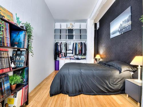 Master bedroom - 303-1070 Rue De Bleury, Montréal (Ville-Marie), QC - Indoor Photo Showing Bedroom