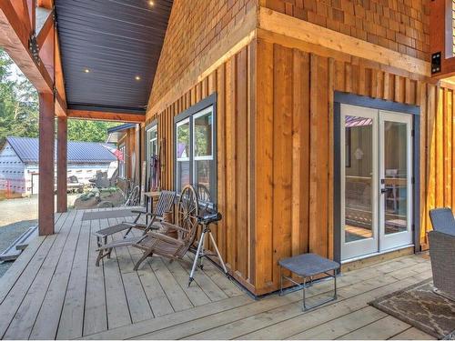 6031 Paldi Rd, Duncan, BC - Outdoor With Deck Patio Veranda With Exterior