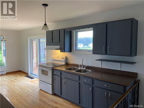 188 Rue Principale, Pointe-Verte, NB - Indoor Photo Showing Kitchen With Double Sink
