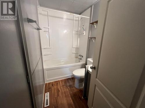 1108 120 Avenue, Dawson Creek, BC - Indoor Photo Showing Bathroom