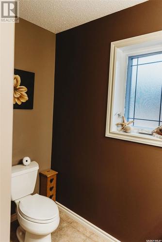 134 Collins Street, Creighton, SK - Indoor Photo Showing Bathroom