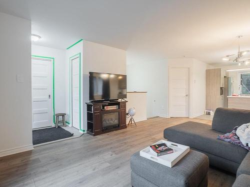 Living room - 784 Rue Richelieu, Saint-Roch-De-Richelieu, QC - Indoor Photo Showing Living Room