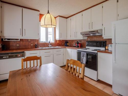 Kitchen - 64 Rue St-Patrice O., Magog, QC - Indoor Photo Showing Kitchen