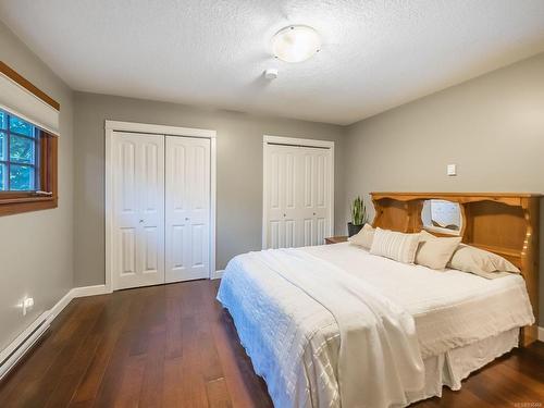 835 Island Hwy South, Campbell River, BC - Indoor Photo Showing Bedroom
