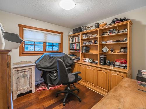 835 Island Hwy South, Campbell River, BC - Indoor Photo Showing Office