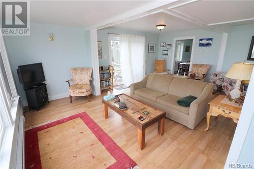 84 Route 776, Grand Manan, NB - Indoor Photo Showing Living Room