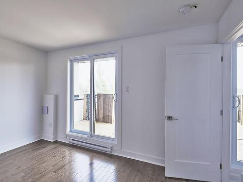 Bedroom - 6428-1 Av. Papineau, Montréal (Rosemont/La Petite-Patrie), QC - Indoor Photo Showing Other Room