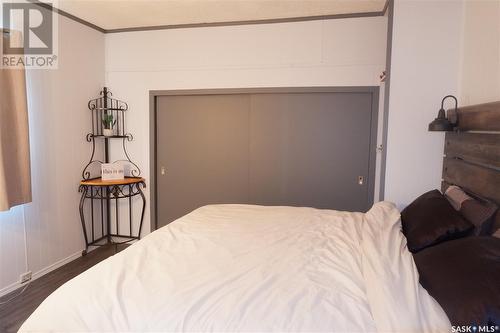 418 5Th Avenue W, Assiniboia, SK - Indoor Photo Showing Bedroom