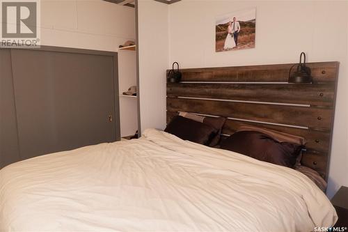 418 5Th Avenue W, Assiniboia, SK - Indoor Photo Showing Bedroom