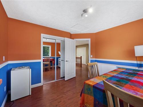 2156 Coleman Rd, Courtenay, BC - Indoor Photo Showing Bedroom