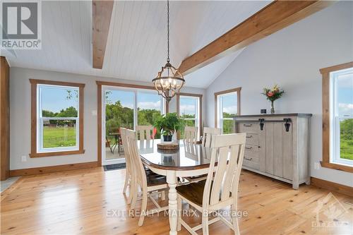 197 Boundary Road, Prescott And Russell, ON - Indoor Photo Showing Dining Room