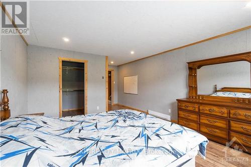 197 Boundary Road, Prescott And Russell, ON - Indoor Photo Showing Bedroom