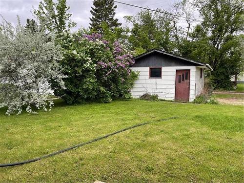 416 10Th Avenue N, Swan River, MB - Outdoor