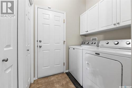 5172 Genereux Drive, Regina, SK - Indoor Photo Showing Laundry Room
