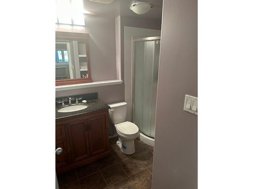 1055 White Road, South Slocan, BC - Indoor Photo Showing Bathroom