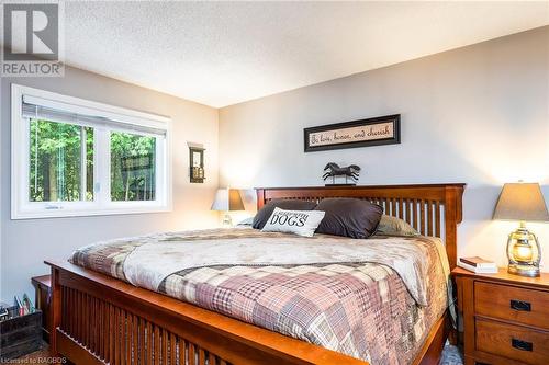 407047 Grey Road 4, Grey Highlands, ON - Indoor Photo Showing Bedroom