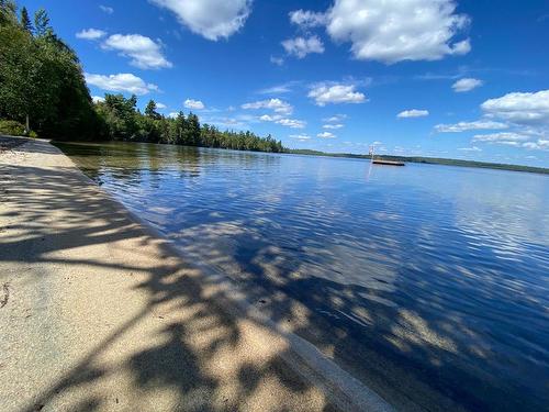 Vue sur l'eau - Lac Des Sables, Les Lacs-Du-Témiscamingue, QC - Outdoor With Body Of Water With View